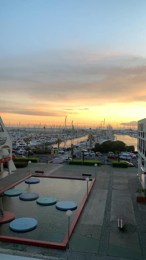 Appartement vue port et accès direct mer, centre ville de la Grande Motte prés de Montpellier Extérieur photo